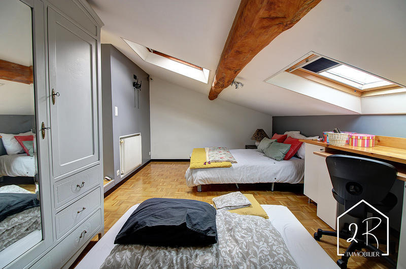 Maison - 191 m² - 7 pièces