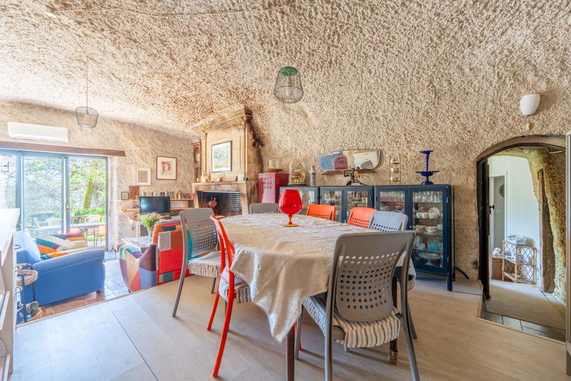 Maison ancienne - 107 m² - 4 pièces