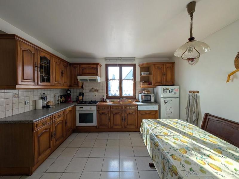 Maison - 99 m² - 5 pièces