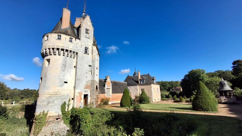 Manoir - 2 500 m² - 35 pièces