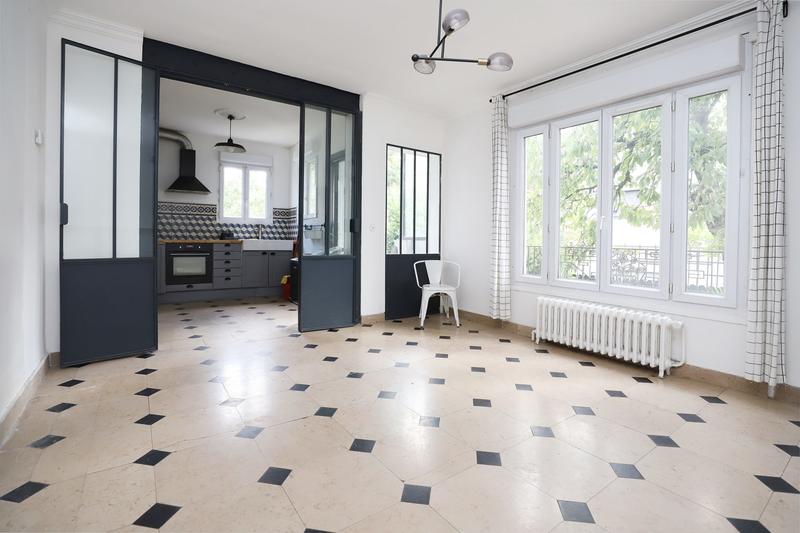 Maison - 150 m² - 8 pièces