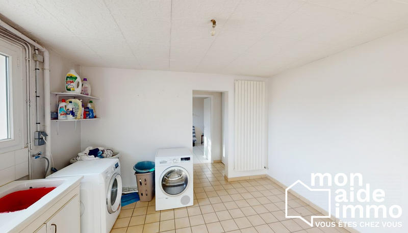 Maison - 143 m² - 7 pièces