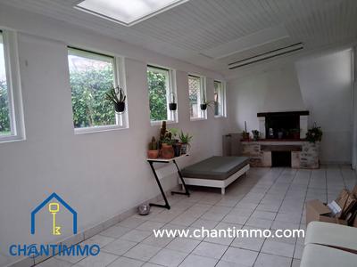 Maison - 94 m² - 5 pièces