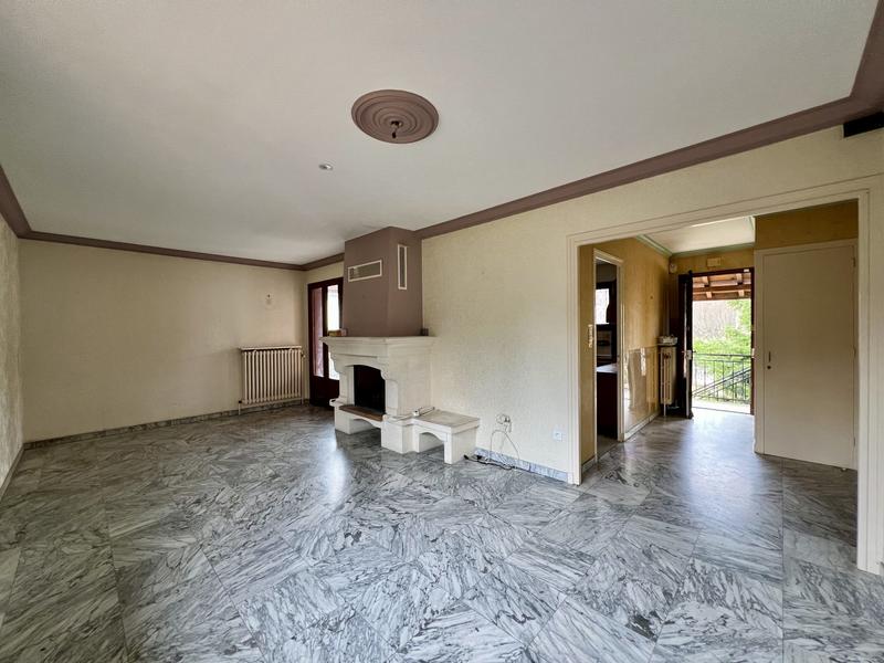 Maison - 96 m² - 5 pièces