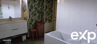 Maison traditionnelle - 82 m² - 4 pièces