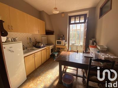 Maison - 220 m² - 10 pièces