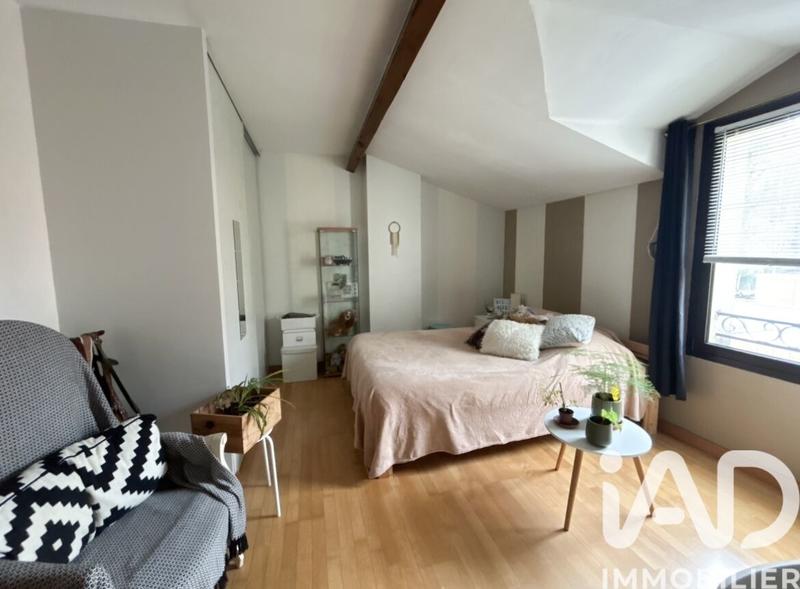 Maison - 185 m² - 8 pièces