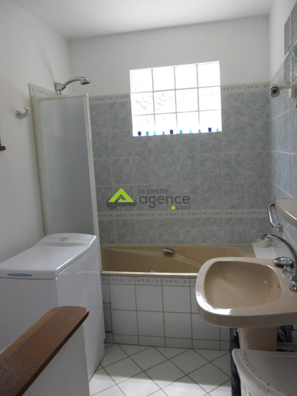 Propriété - 296 m² - 13 pièces