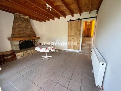 Maison - 203 m² - 8 pièces