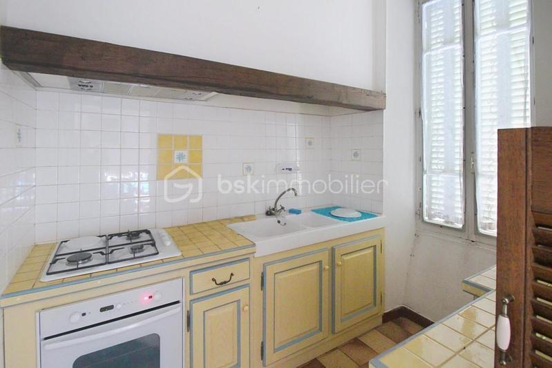 Demeure - 130 m² - 8 pièces