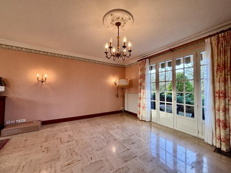 Maison traditionnelle - 133 m² - 4 pièces