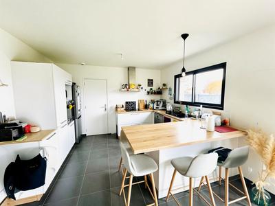 Maison - 103 m² - 5 pièces