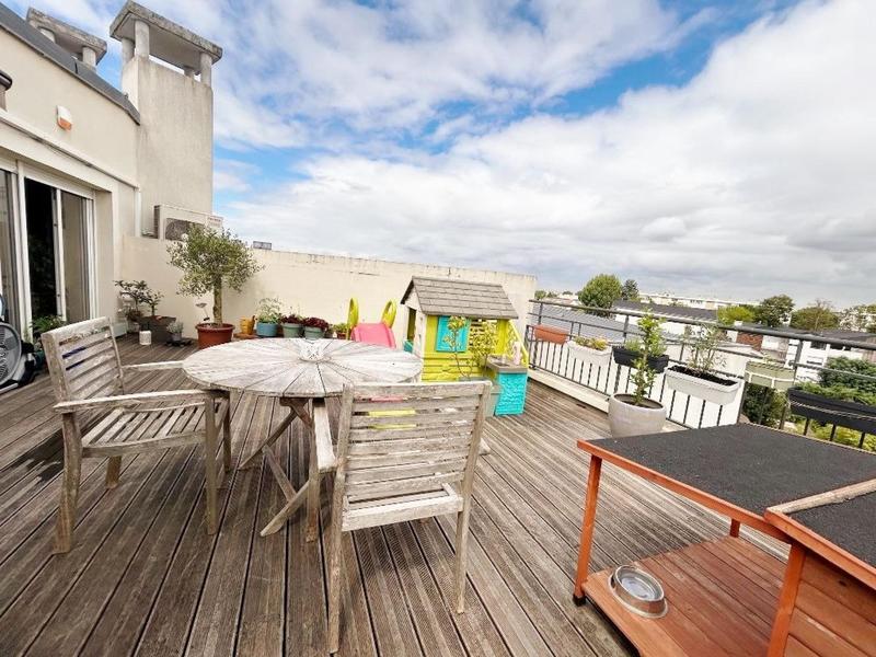 Appartement - 112 m² - 5 pièces