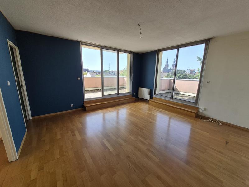 Appartement - 64 m² - 63 pièces