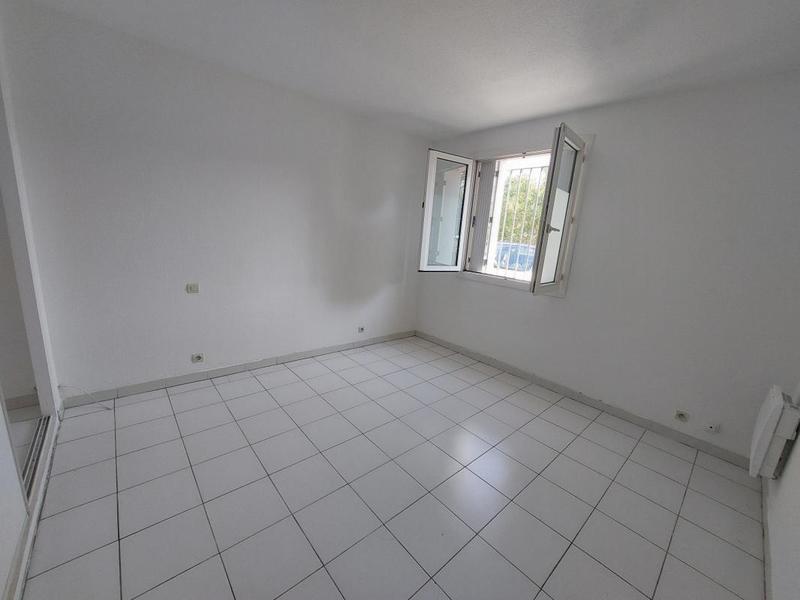 Appartement - 64 m² - 2 pièces