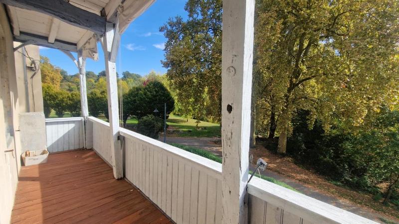 Maison - 180 m² - 3 pièces