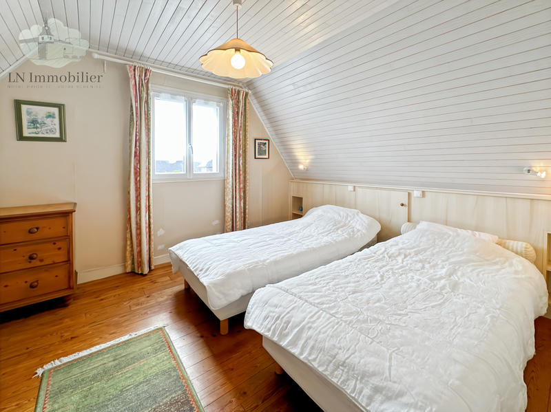 Maison - 111 m² - 5 pièces