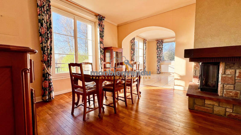 Maison - 150 m² - 6 pièces