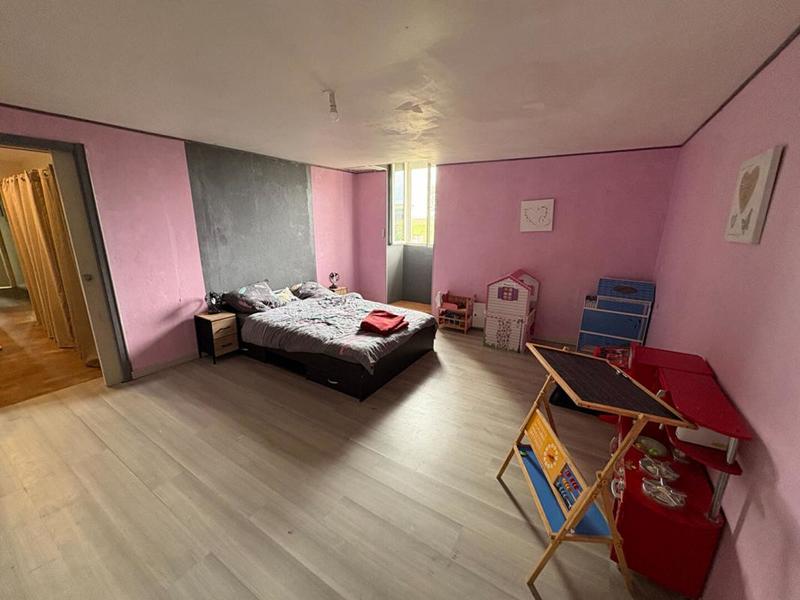 Maison - 138 m² - 5 pièces