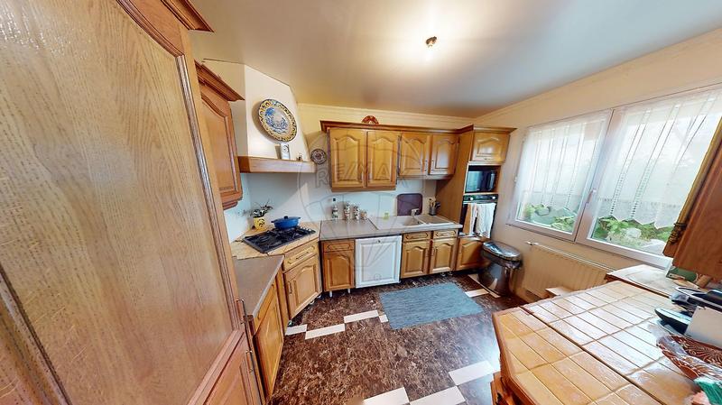 Maison - 120 m² - 5 pièces