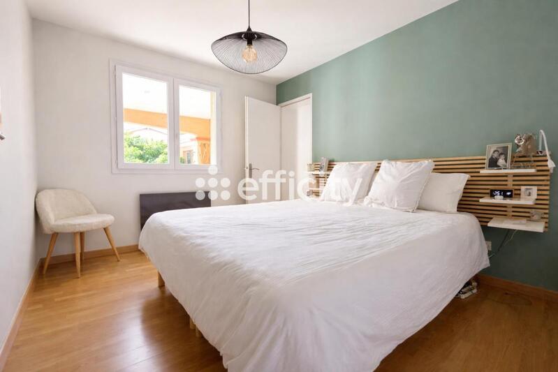 Pavillon - 108 m² - 5 pièces