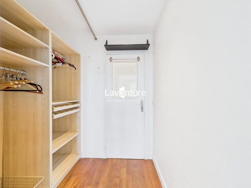 Appartement - 99 m² - 4 pièces