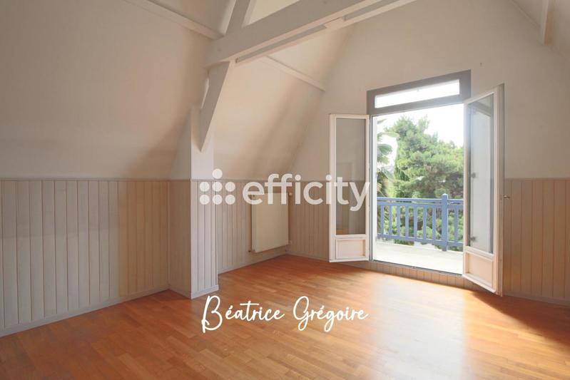 Maison - 165 m² - 5 pièces