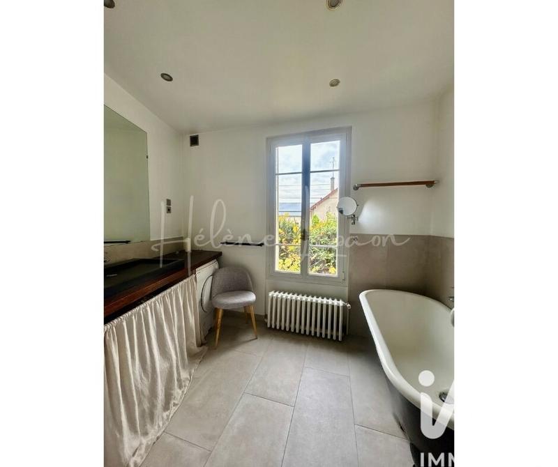 Maison - 150 m² - 6 pièces