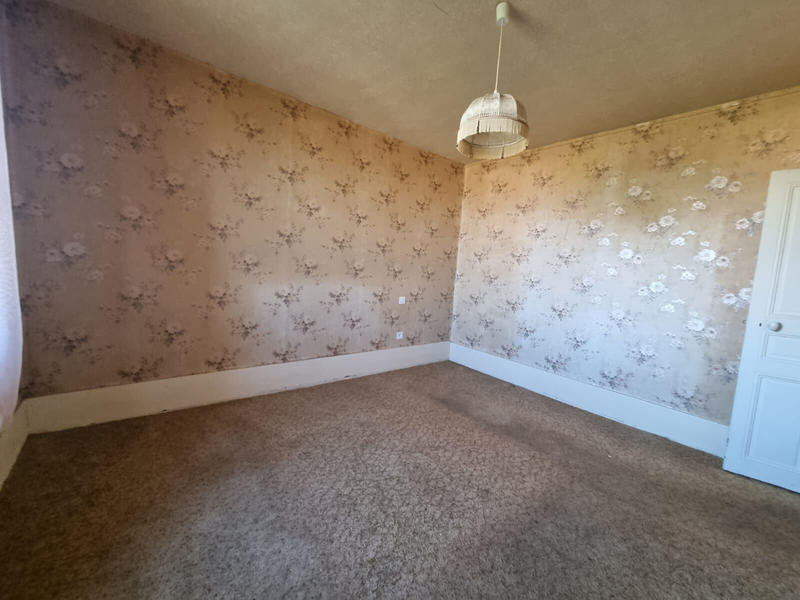 Maison de village - 135 m² - 7 pièces