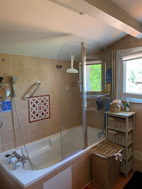 Maison - 260 m² - 9 pièces