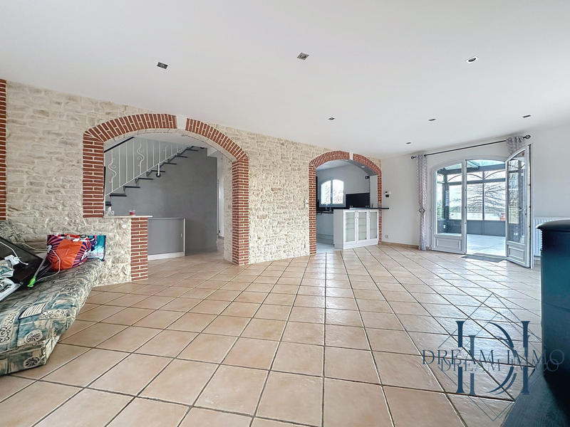 Maison - 151 m² - 7 pièces