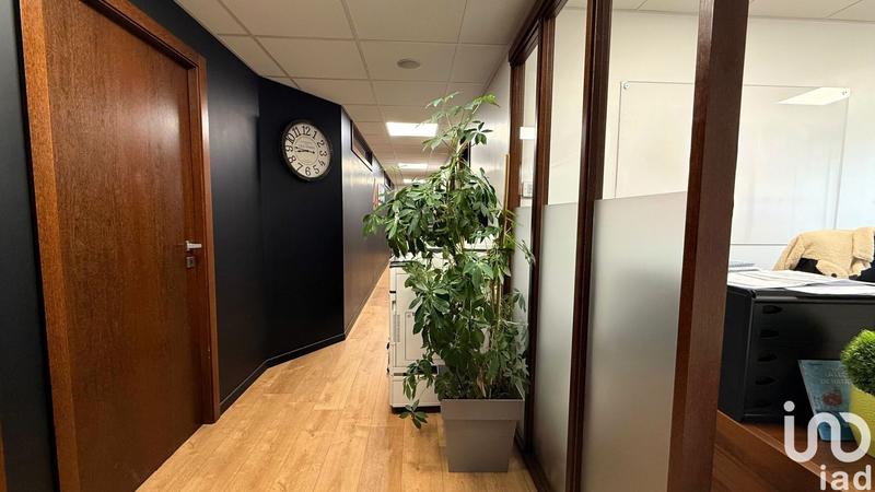 Local commercial - 281 m²