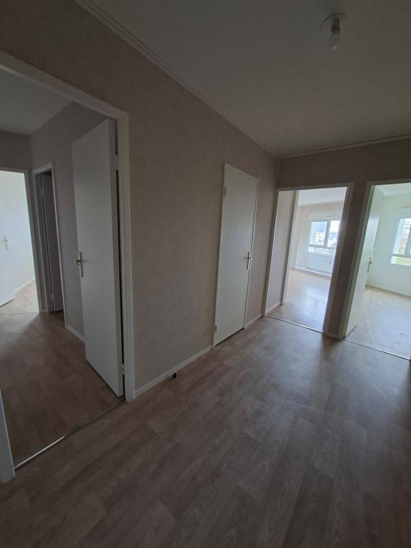 Appartement - 98 m² - 5 pièces