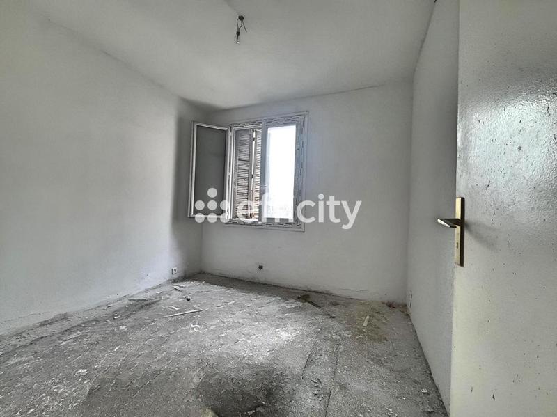 Appartement - 99 m² - 4 pièces