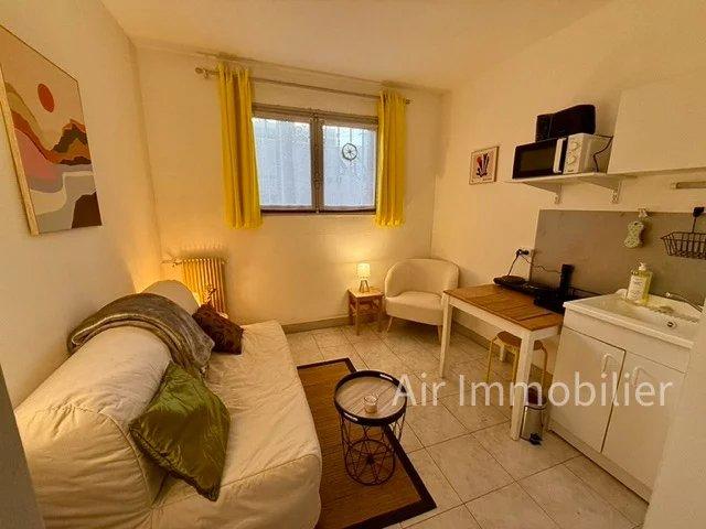 Appartement - 10 m² - 1 pièce