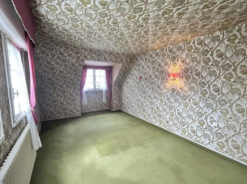 Maison traditionnelle - 145 m² - 6 pièces