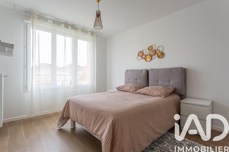 Maison - 91 m² - 5 pièces