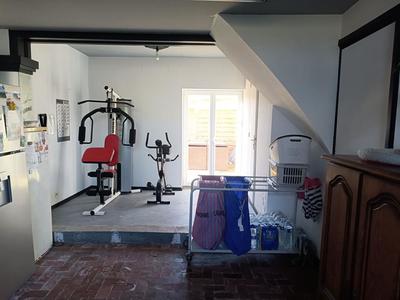 Maison - 250 m² - 6 pièces