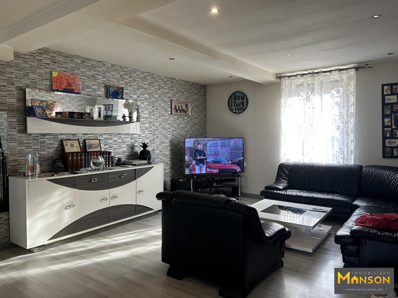 Appartement - 84 m² - 4 pièces