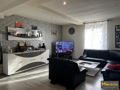 Appartement - 84 m² - 4 pièces