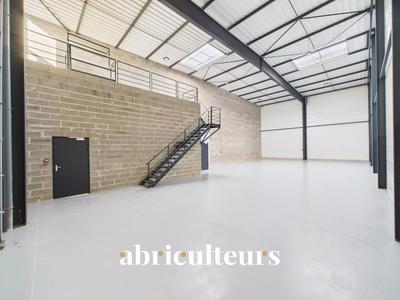Local commercial - 295 m²