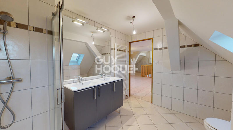 Appartement - 116 m² - 5 pièces