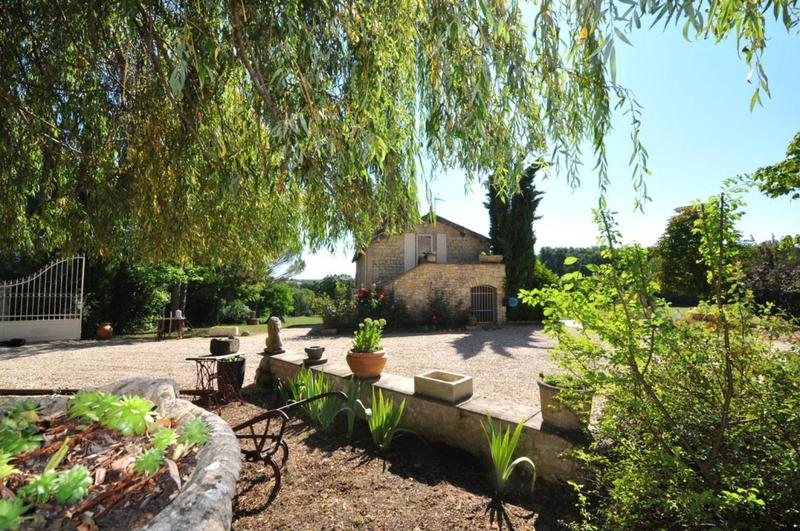 Maison en pierre - 123 m² - 6 pièces