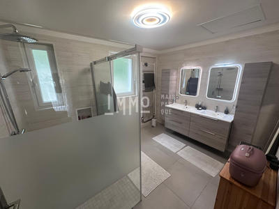 Maison - 103 m² - 4 pièces