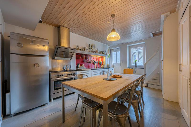 Maison - 190 m² - 7 pièces