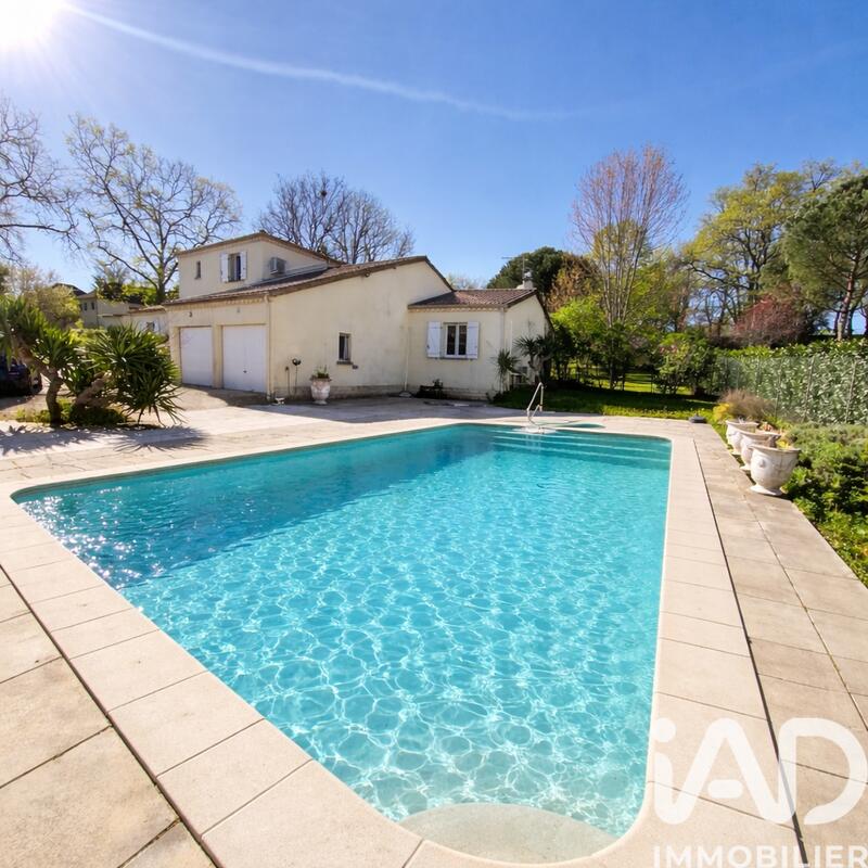 Maison - 166 m² - 6 pièces