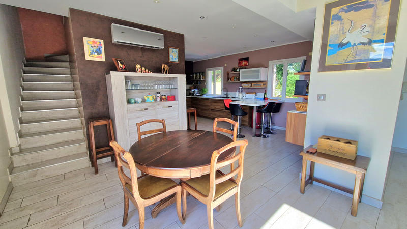 Duplex - 178 m² - 5 pièces