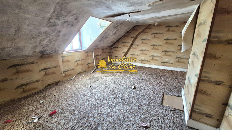 Maison - 96 m² - 7 pièces