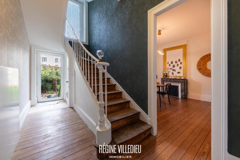 Maison - 153 m² - 7 pièces