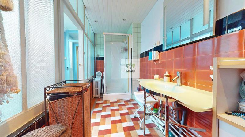 Maison - 174 m² - 9 pièces